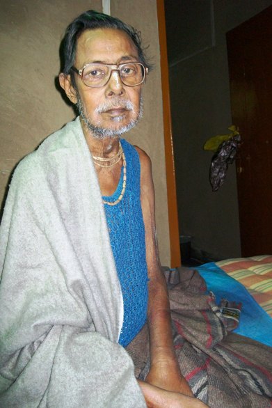 Dad on 21st Oct, two days before his departure on 23rd Oct 09